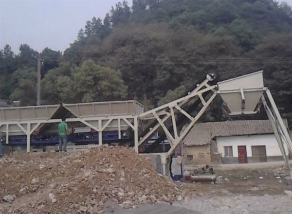 YWDJ400型移動式水穩拌和站三明工地